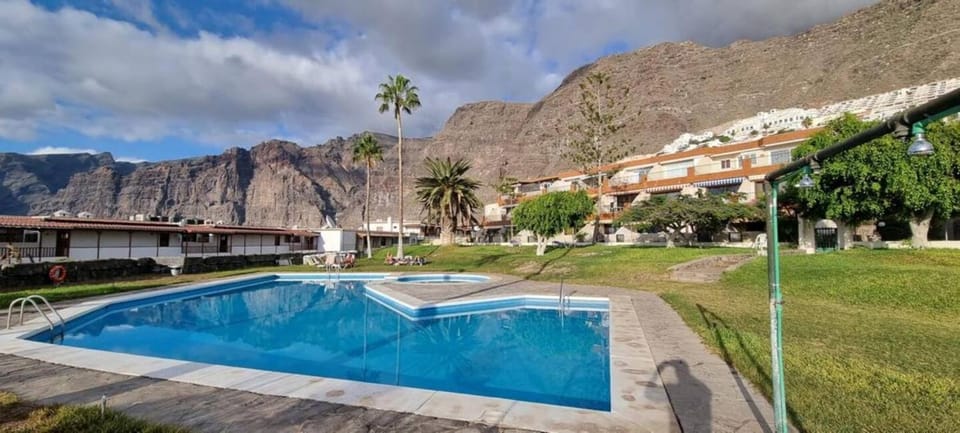 Oceanview Tamara Apt With Pool Apartment in Acantilados de Los Gigantes