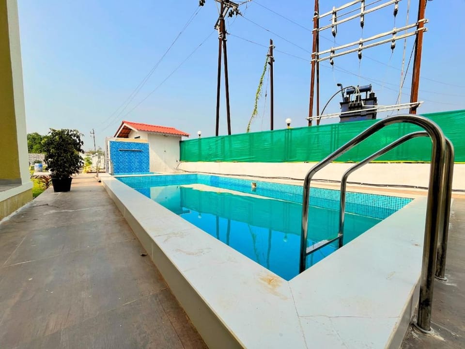 Staymist - Pool and Pause Villa Villa in Maharashtra