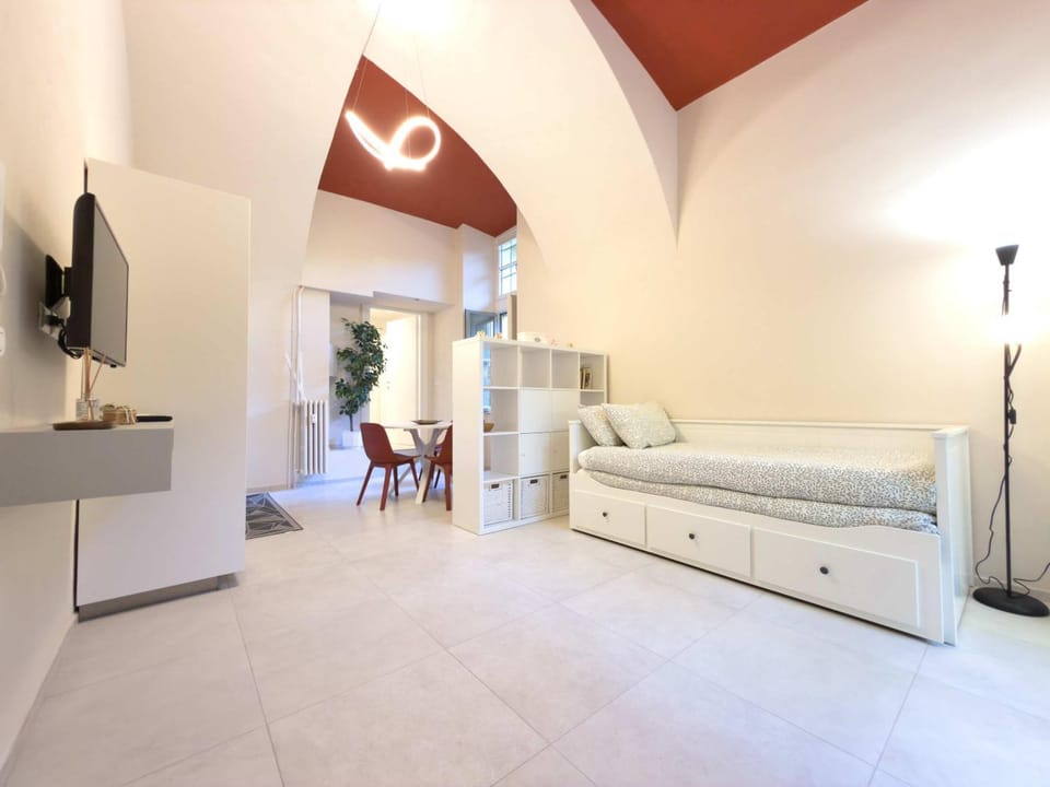 Homeby, Loft Portici Apartment in Turin