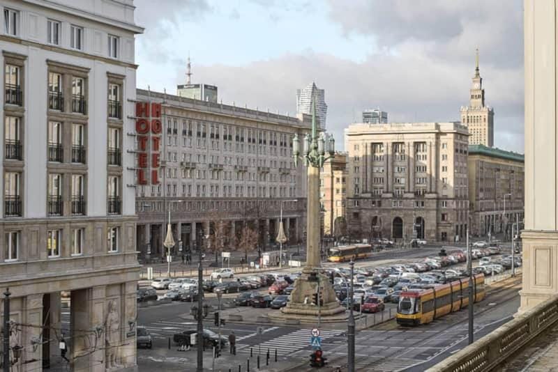 Day, Neighbourhood, City view, Location