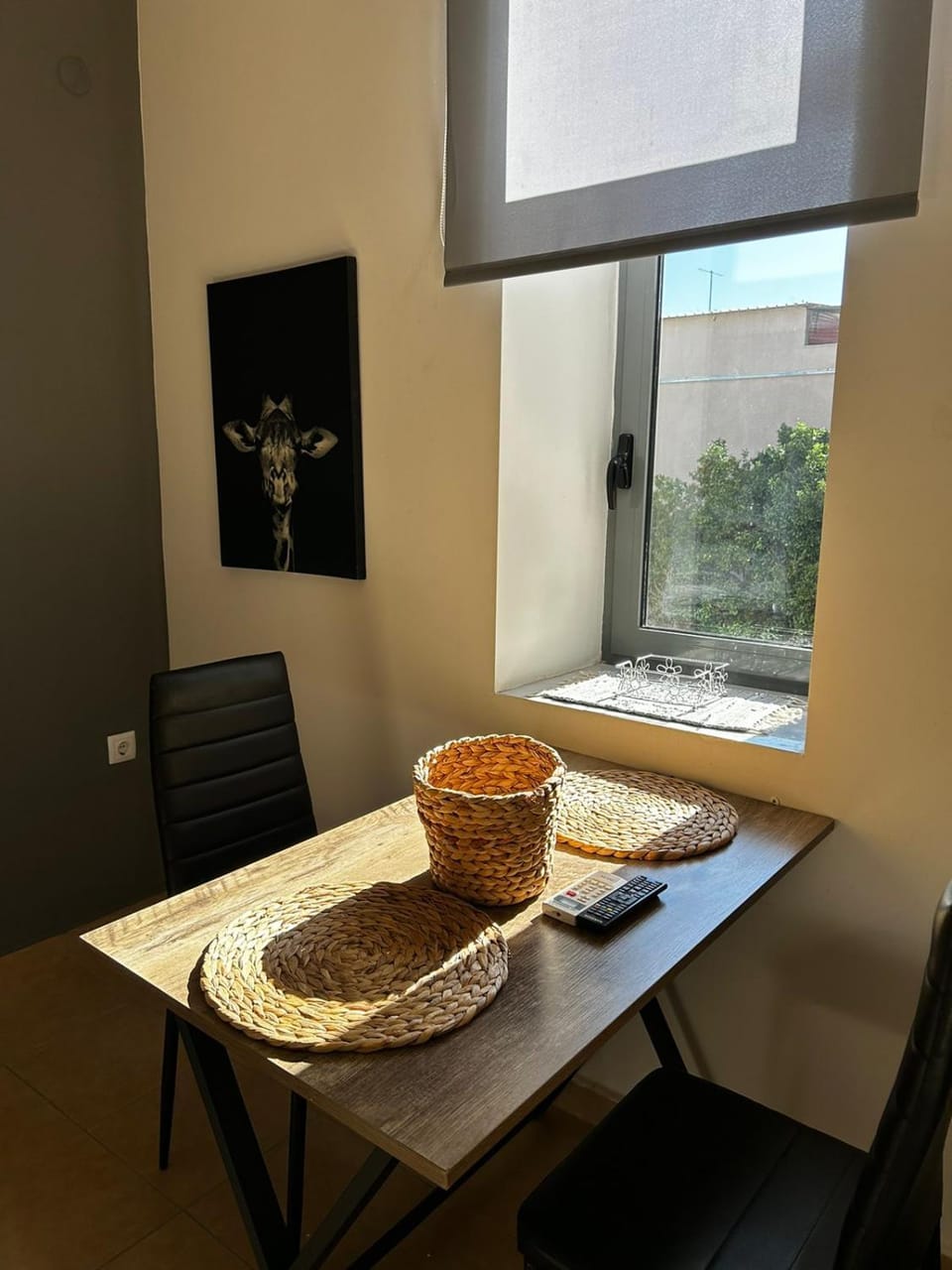 Food and drinks, Dining area, Food