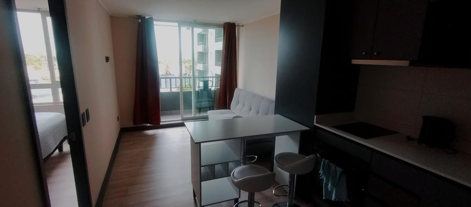 Kitchen or kitchenette, Living room, Seating area, Dining area