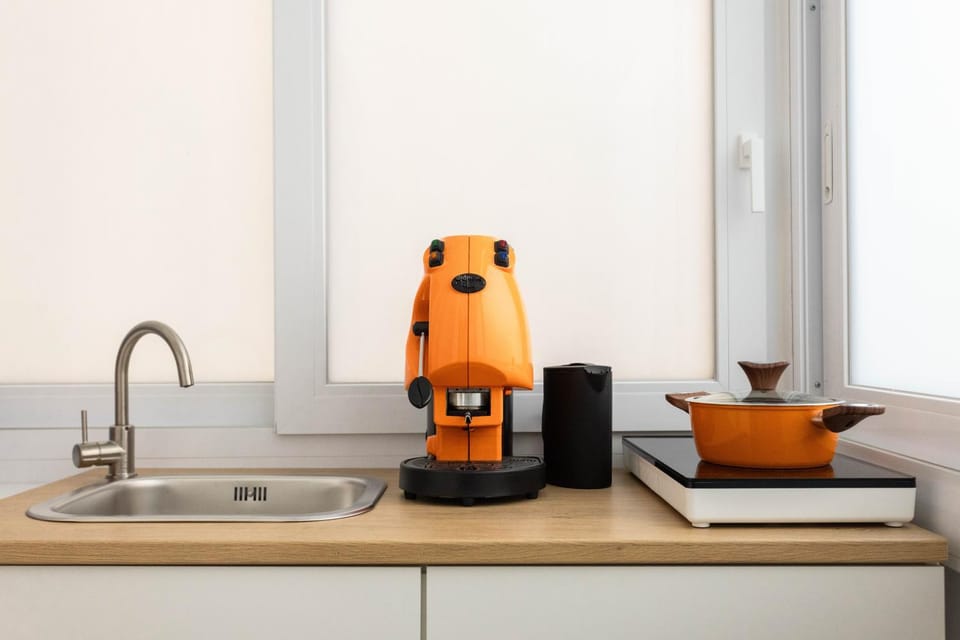 Coffee/tea facilities, Kitchen or kitchenette
