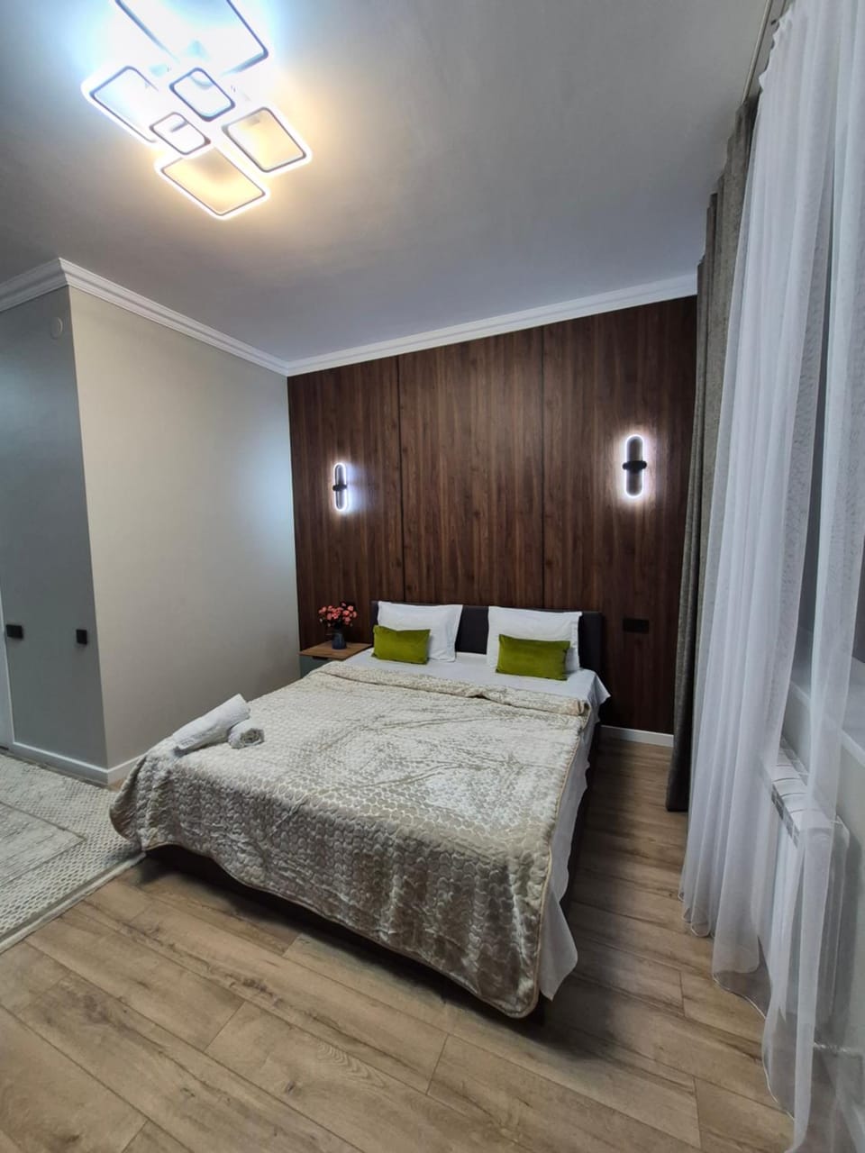 Welcome Home in the City Center & Элитная Студия в Сердце Города Алматы Apartment in Almaty
