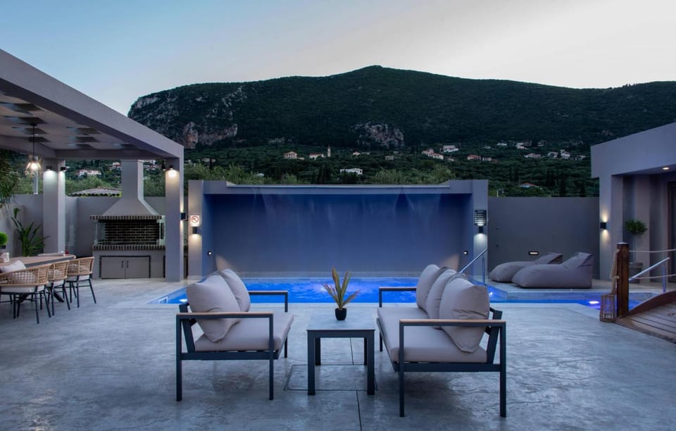 Patio, Seating area