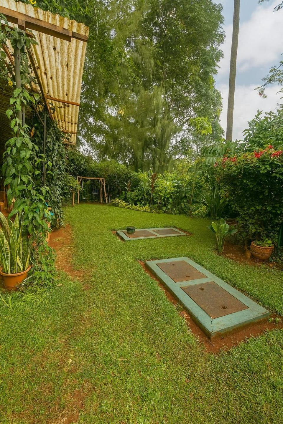 Nairobi Botanical Retreat - Container Home Bed and Breakfast in Nairobi County