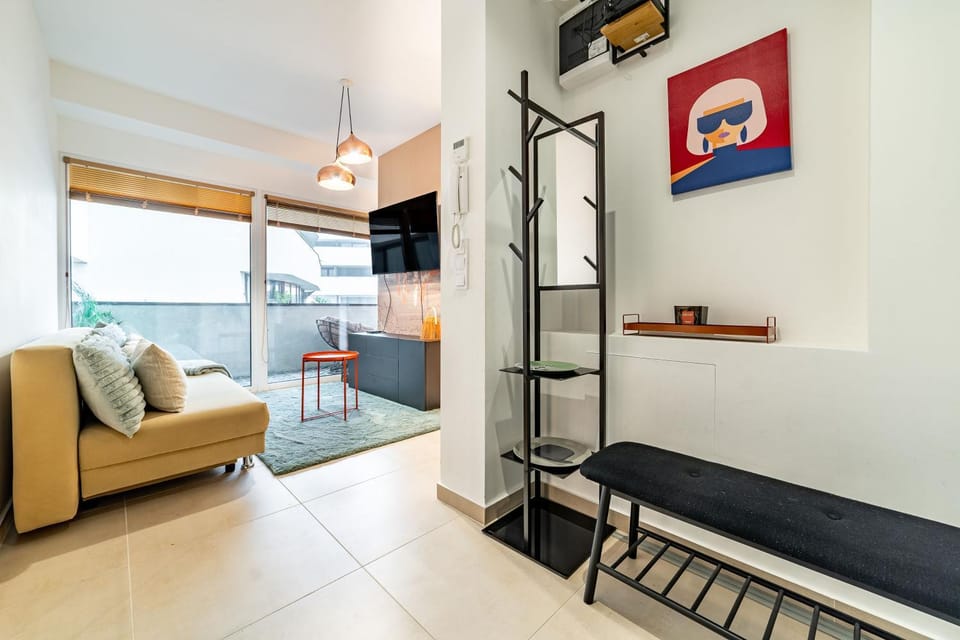 Communal lounge/ TV room, TV and multimedia, Living room, Photo of the whole room, Seating area, Evening entertainment