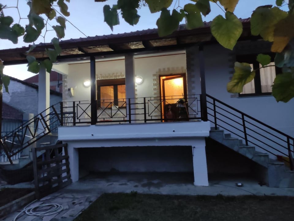 Property building, Balcony/Terrace