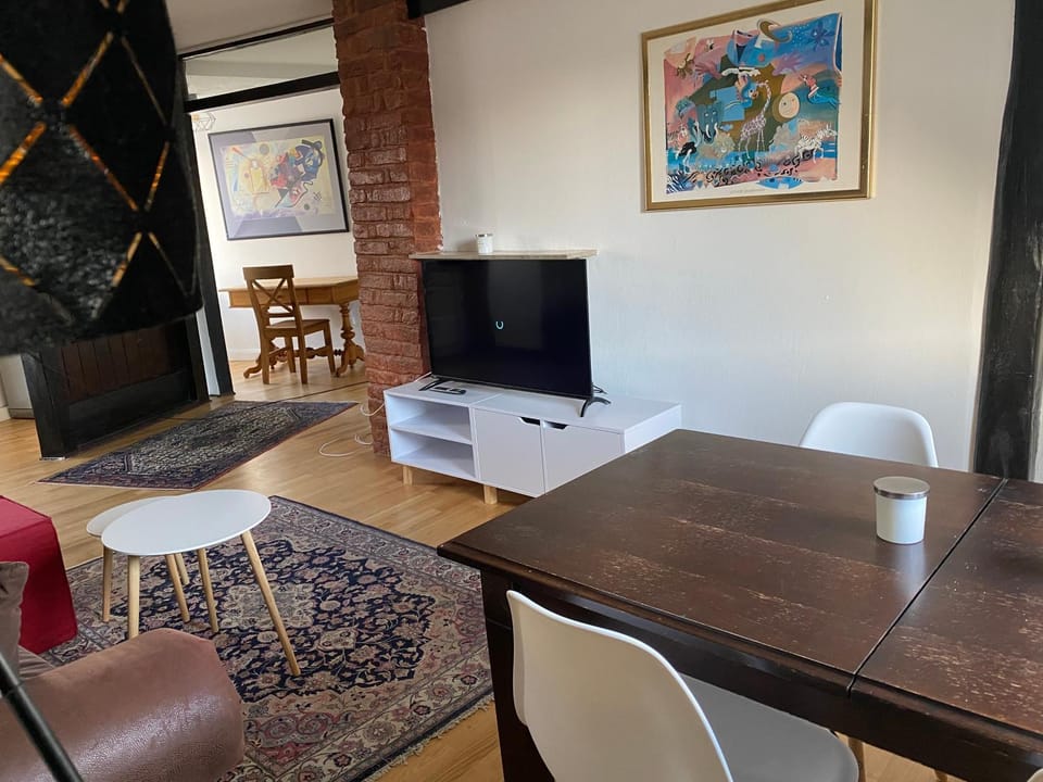 Property building, Living room