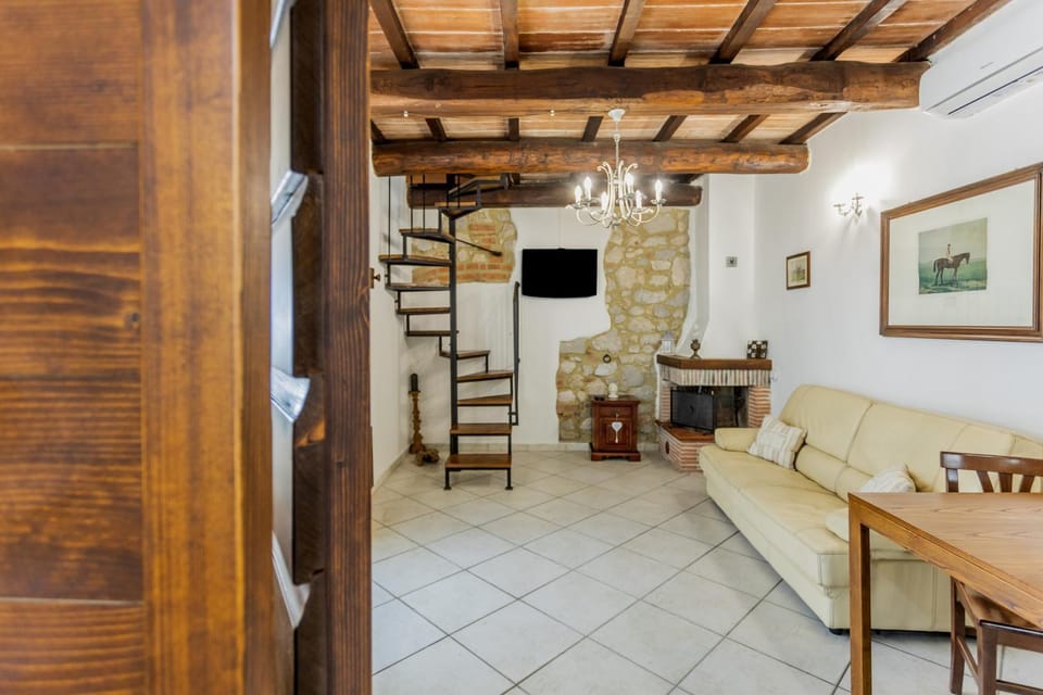 Agriturismo Podere Bellavista Farm Stay in Tuscany