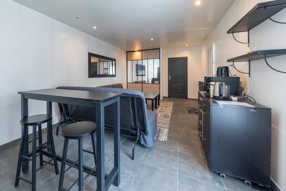 Maison calme, lumineuse & design Apartment in Île-de-France