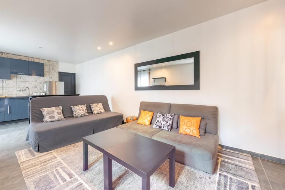 Maison calme, lumineuse & design Apartment in Île-de-France