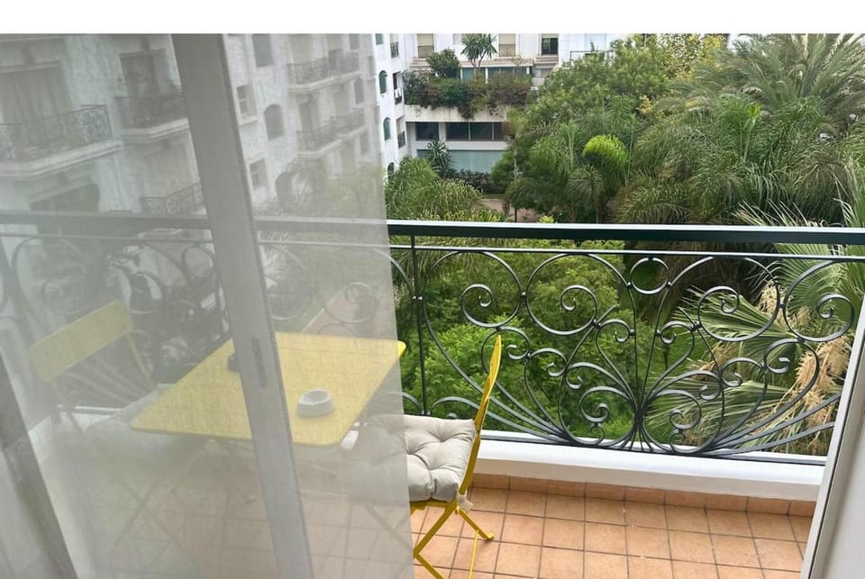 Elegant & Chic 2 Bedrooms - Maarif Apartment in Casablanca