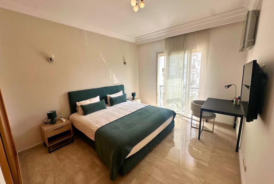 Elegant & Chic 2 Bedrooms - Maarif Apartment in Casablanca