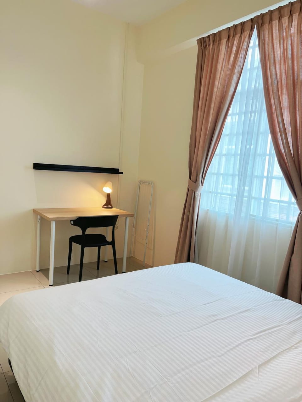 Cozy 2-Bedroom Balcony Suite with Living Room Vacation rental in Penang