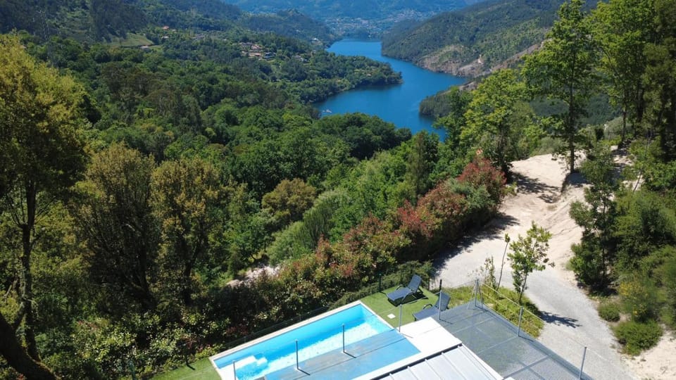 Villa Teixugueiras 2 - Gerês Villa in Viana do Castelo District, Portugal