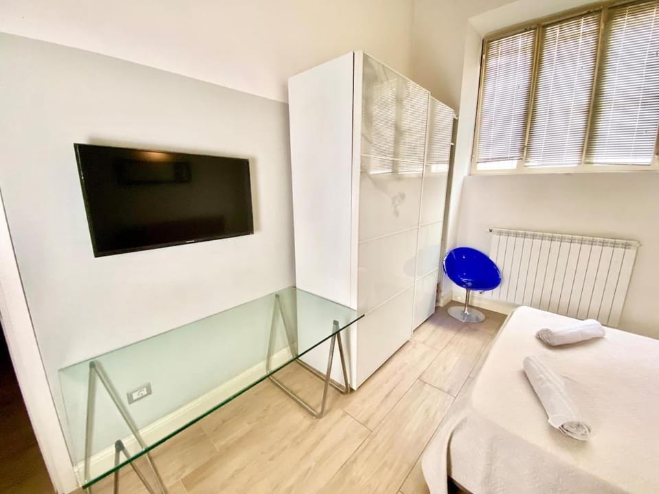 Central-Duomo- Beautiful Loft - 400 meters from the metro Apartment in Milan