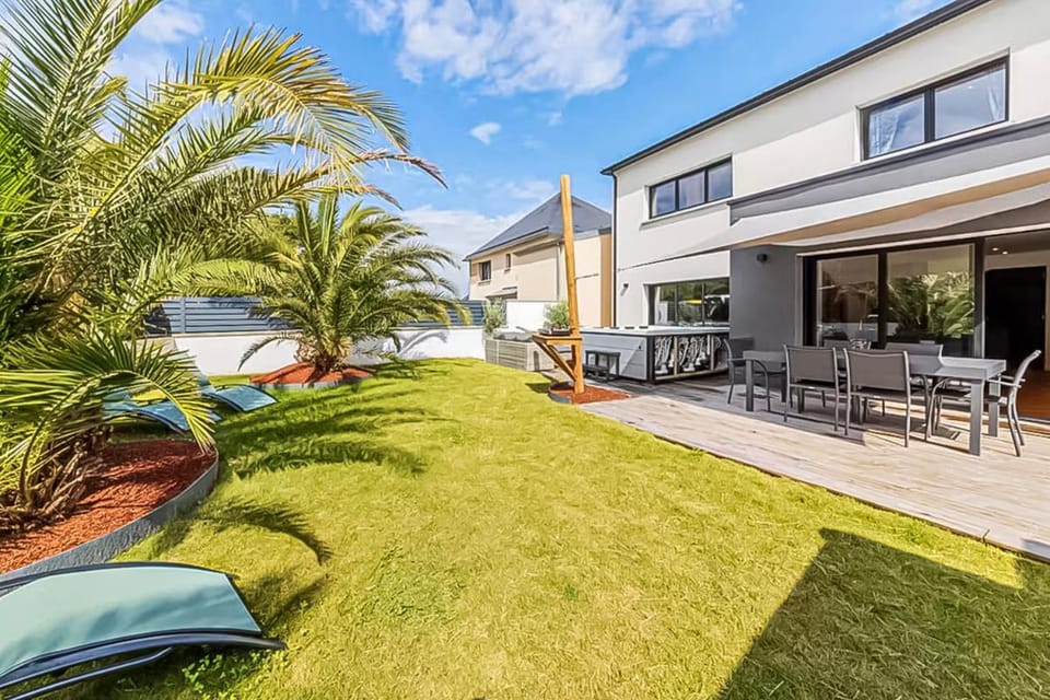 Jacuzzi, Sauna, Ping-Pong & Billard, Les Alizés House in Brittany