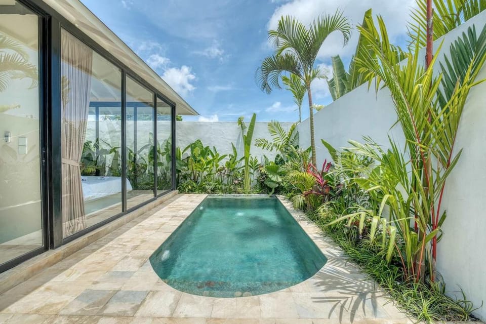 Melasti Breeze 1BR Tropical Escape in Uluwatu Villa in Bali
