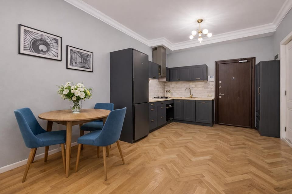 Kitchen or kitchenette, pet friendly, stove