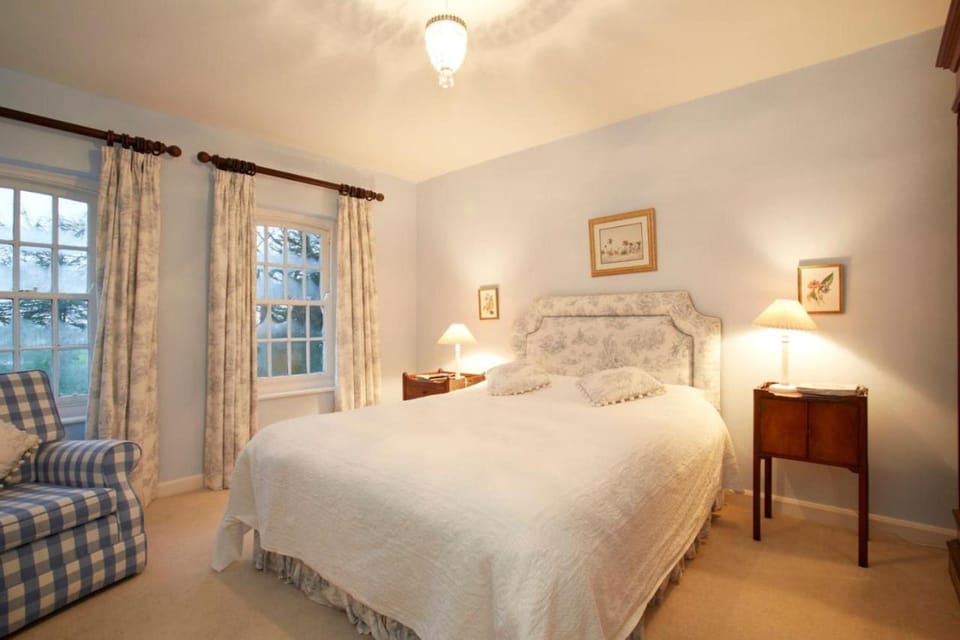 Historic Hall Wing nr York & Leeds free Hot tub House in Selby