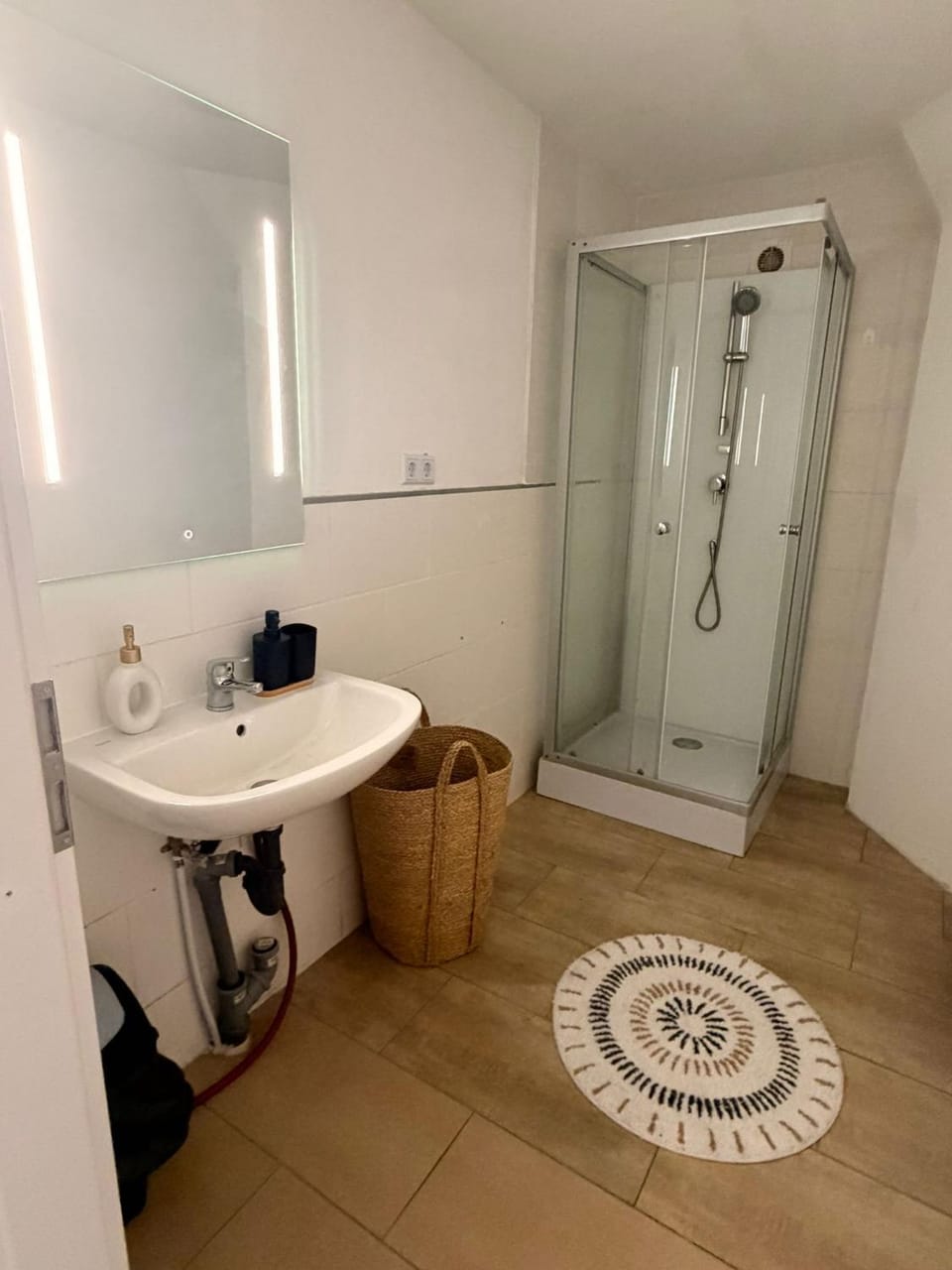 Shower, Bathroom