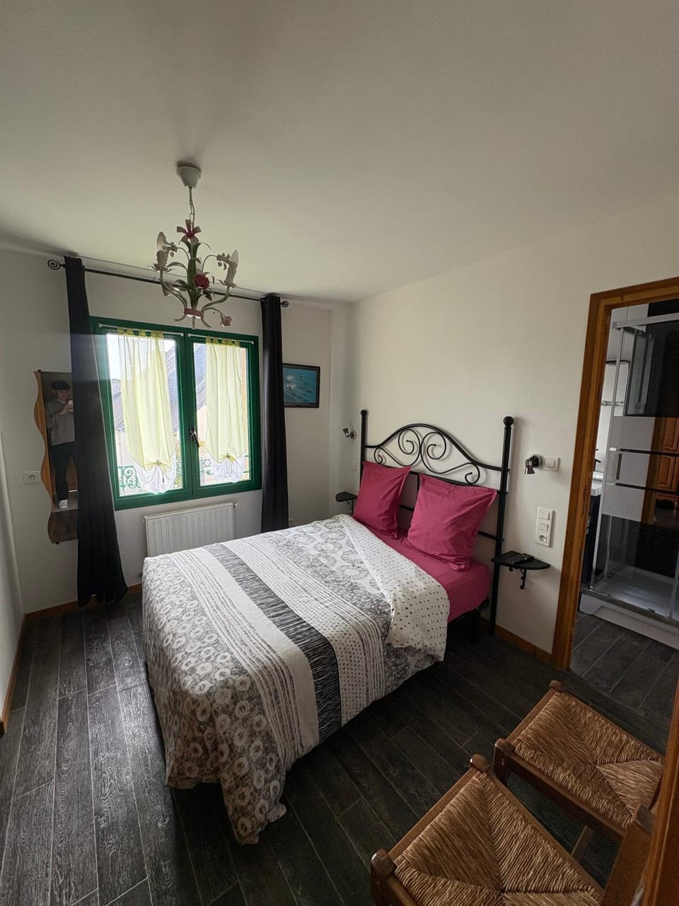 Living room, Bedroom