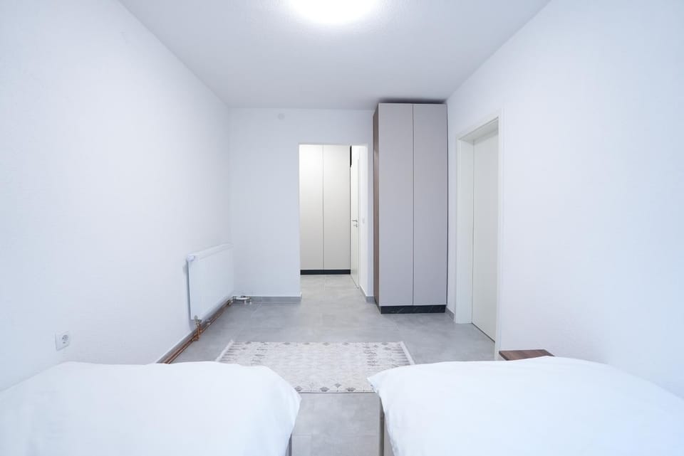 Bed, Bedroom, wardrobe