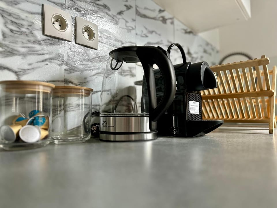 Coffee/tea facilities, Kitchen or kitchenette