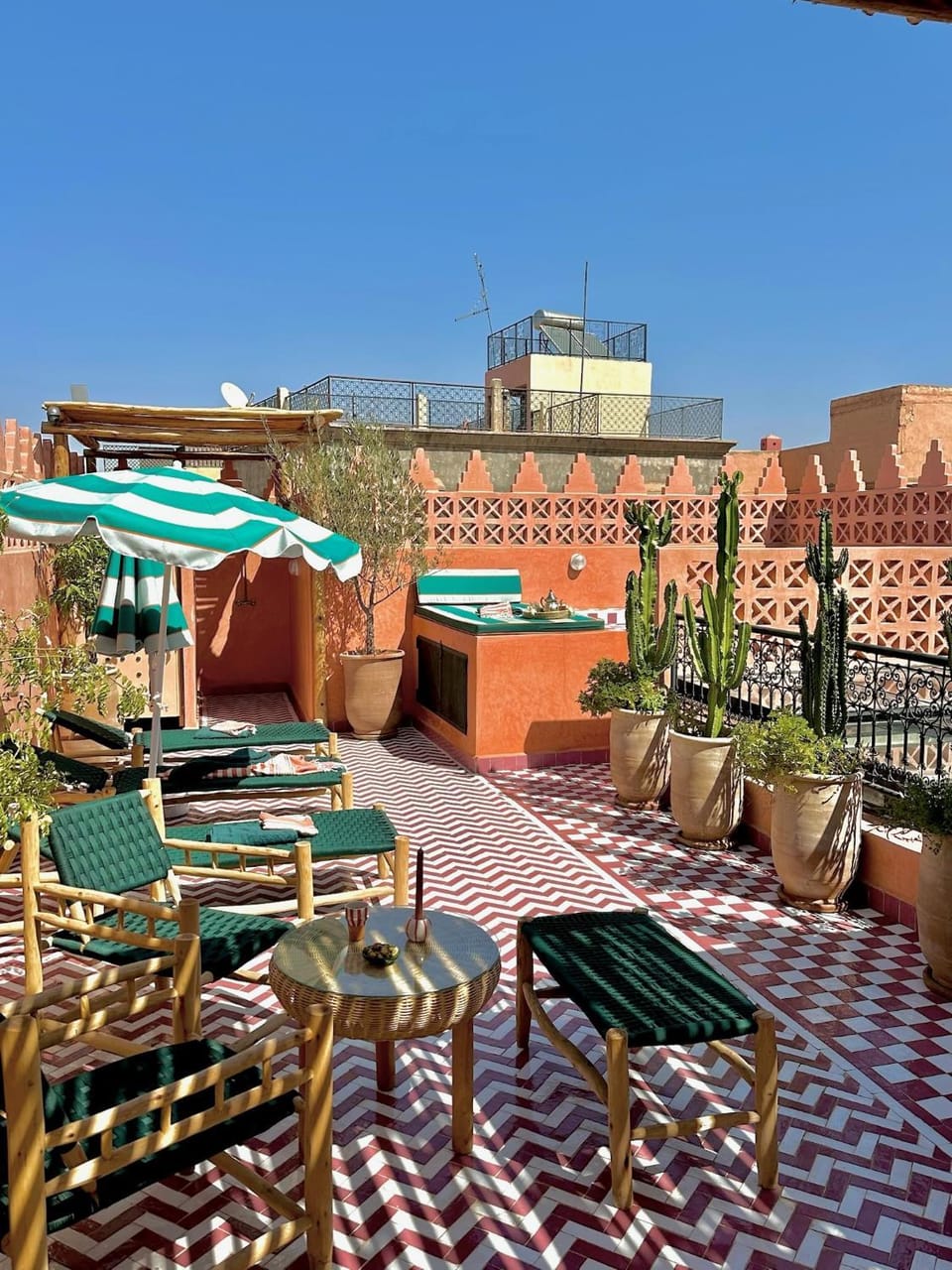 Balcony/Terrace, sunbed, sunbed