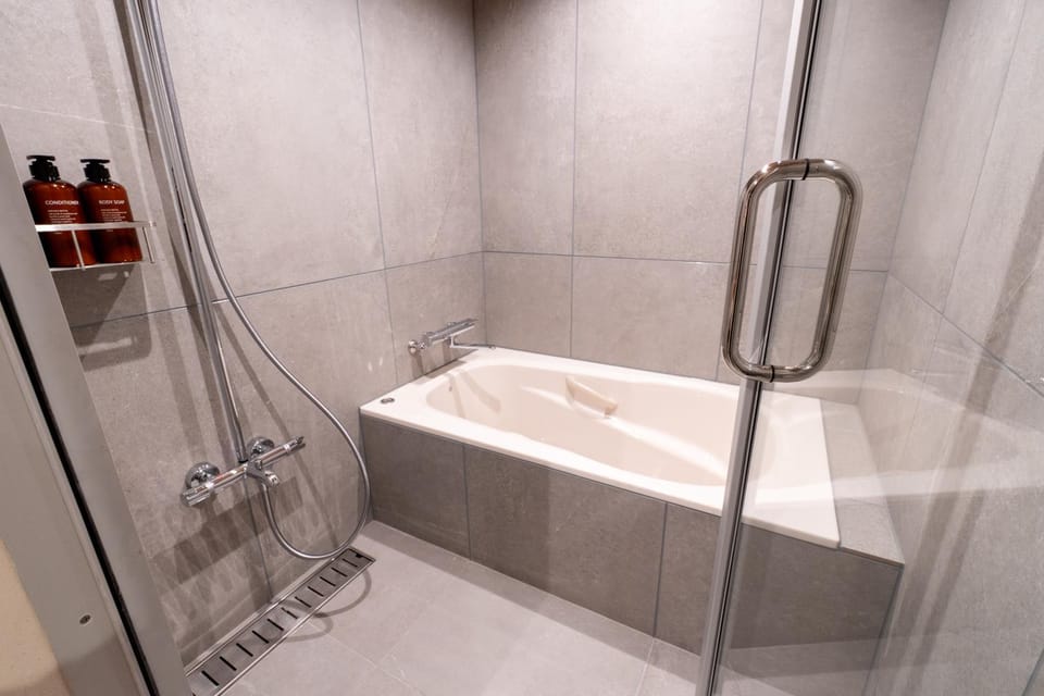 Shower, Bathroom, Bath