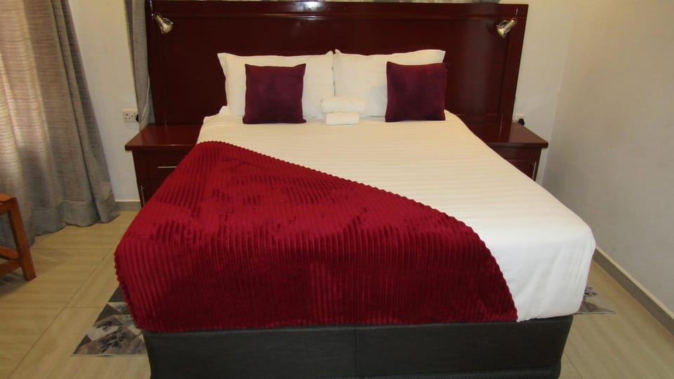 Bed, Photo of the whole room