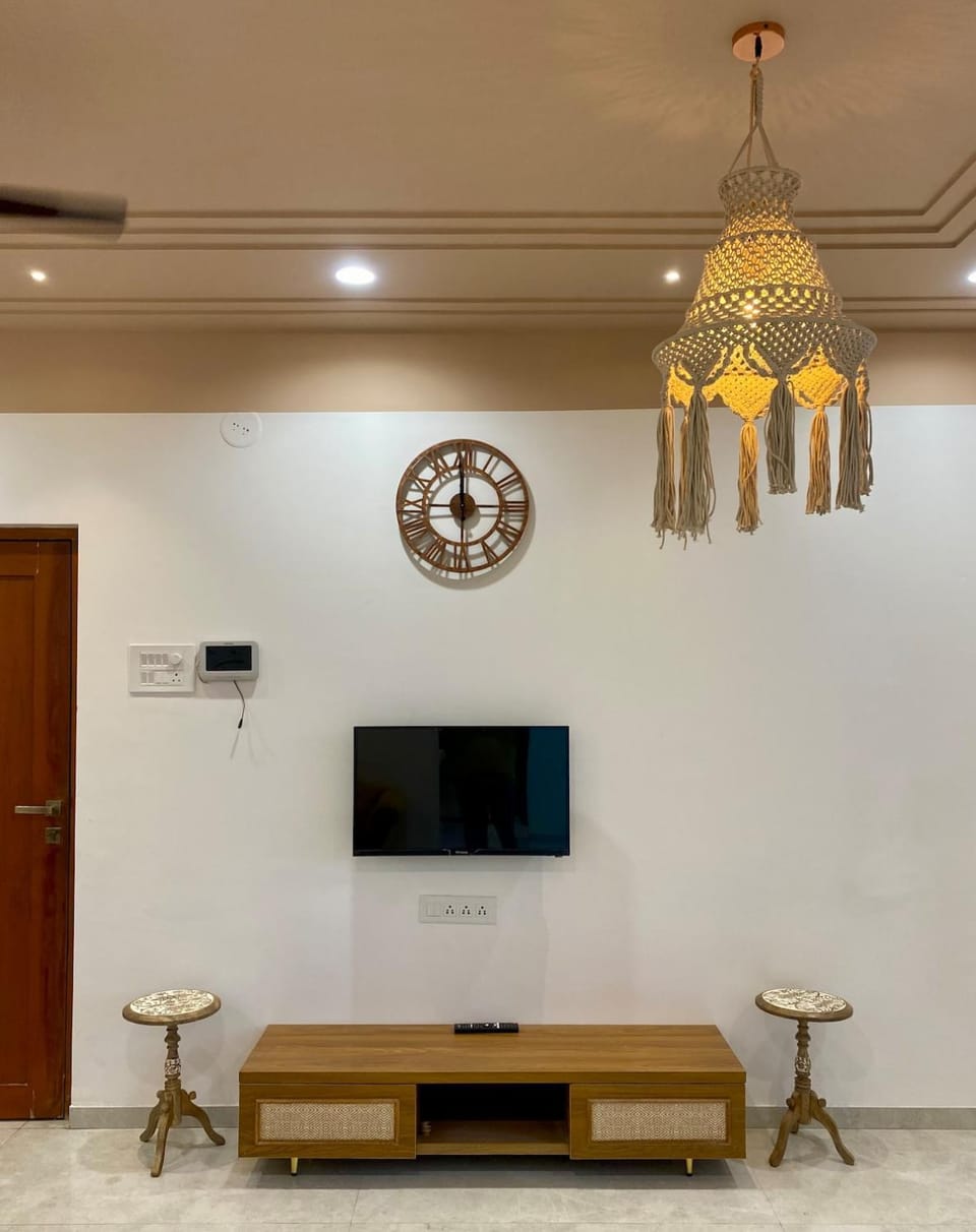 Communal lounge/ TV room, Evening entertainment