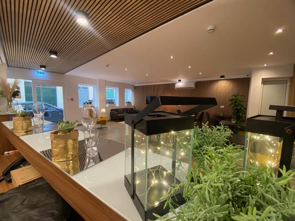 Lobby or reception, Seating area