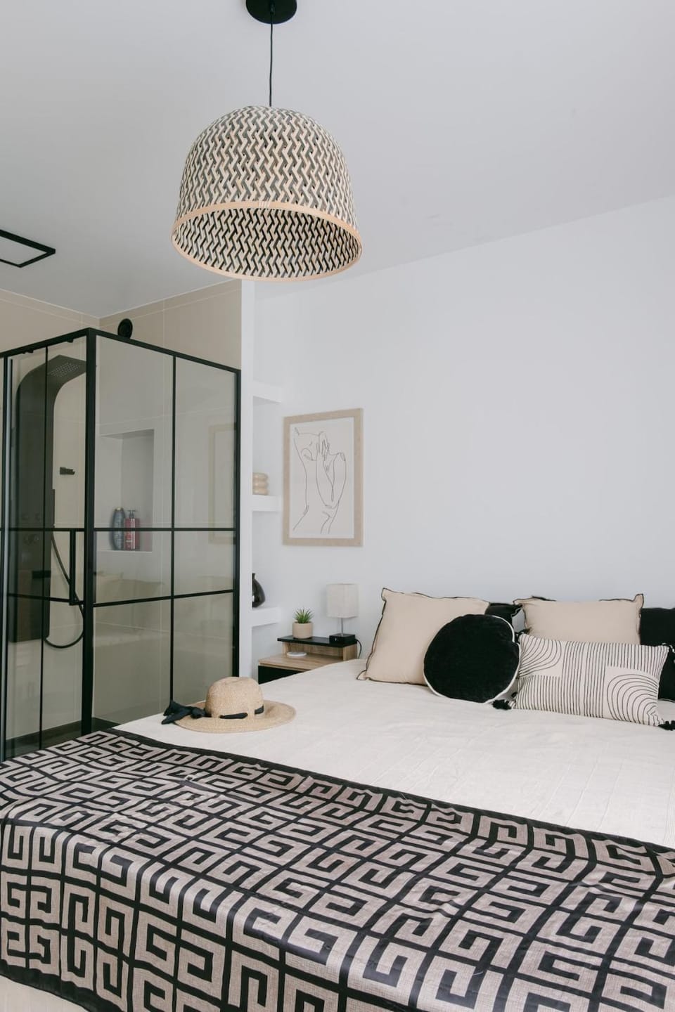 Bed, Bedroom