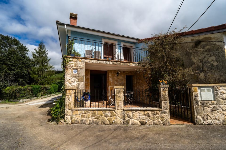 El Caracol azul del Plano House in Asturias