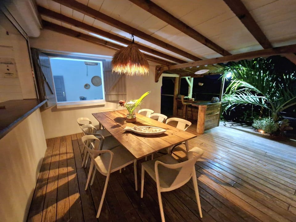 Balcony/Terrace, Seating area, Dining area, Garden view