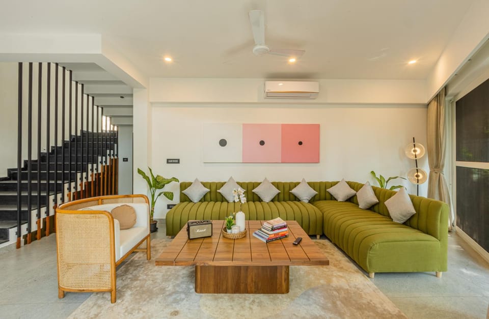 Living room, Seating area