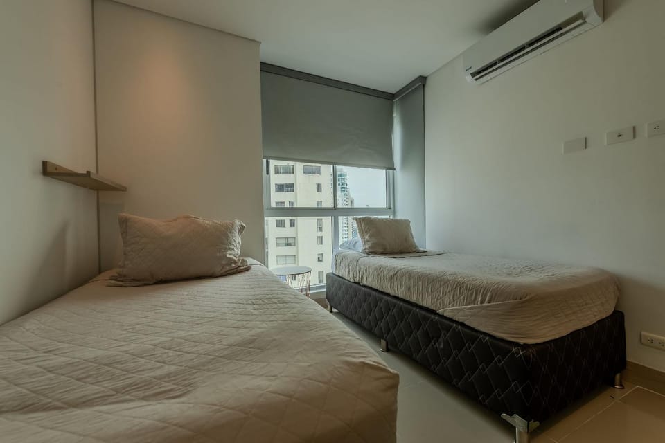 Beautiful Apt - 2 Bedrooms 17th Floor Murano Elite Apartment in Cartagena