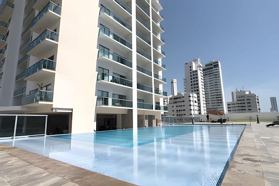 Luxurious 1 Bedroom Apt 19th Floor - Infinitum Apartment in Cartagena