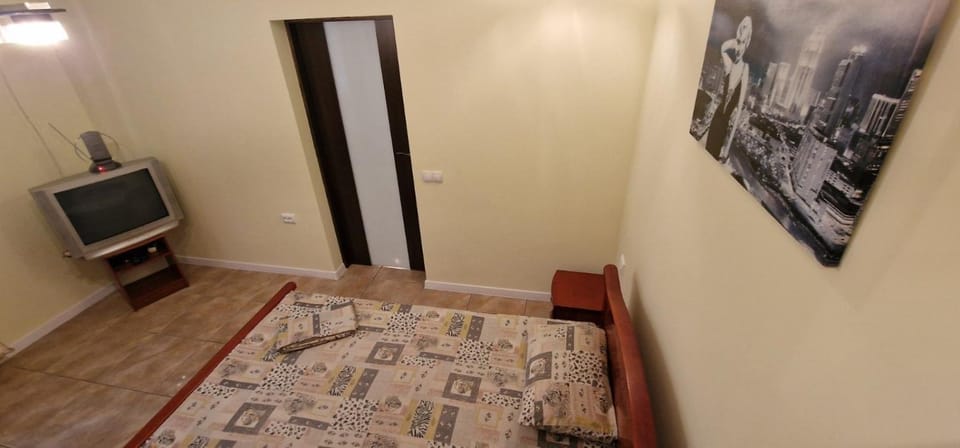 Центр коло парку Apartment in Lviv