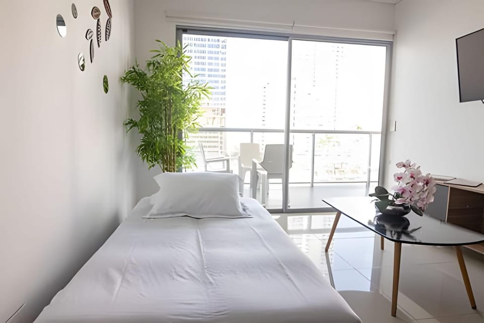 Luxurious 1 Bedroom Apt on 7th Floor - Infinitum Apartment in Cartagena