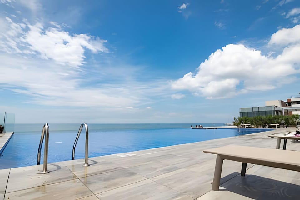 H2 Luxury 1 Bd Apt, 23rd Floor. Complementary maid Apartment in Cartagena