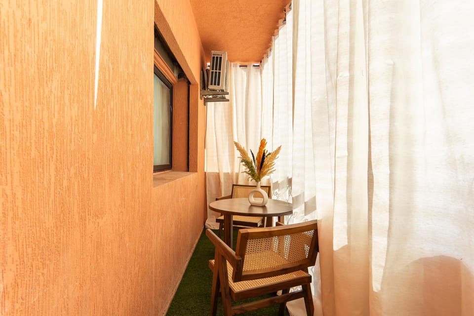 Property building, View (from property/room), View (from property/room), Balcony/Terrace, Balcony/Terrace, Seating area, Dining area