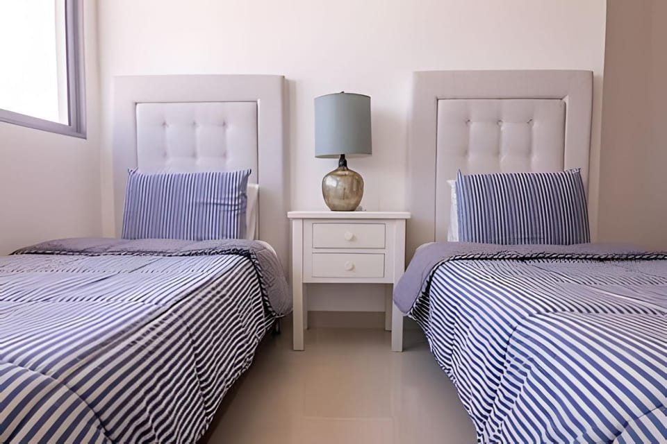 Spectacular 2 bd apt on the 24th Floor-Morros City Apartment in Cartagena