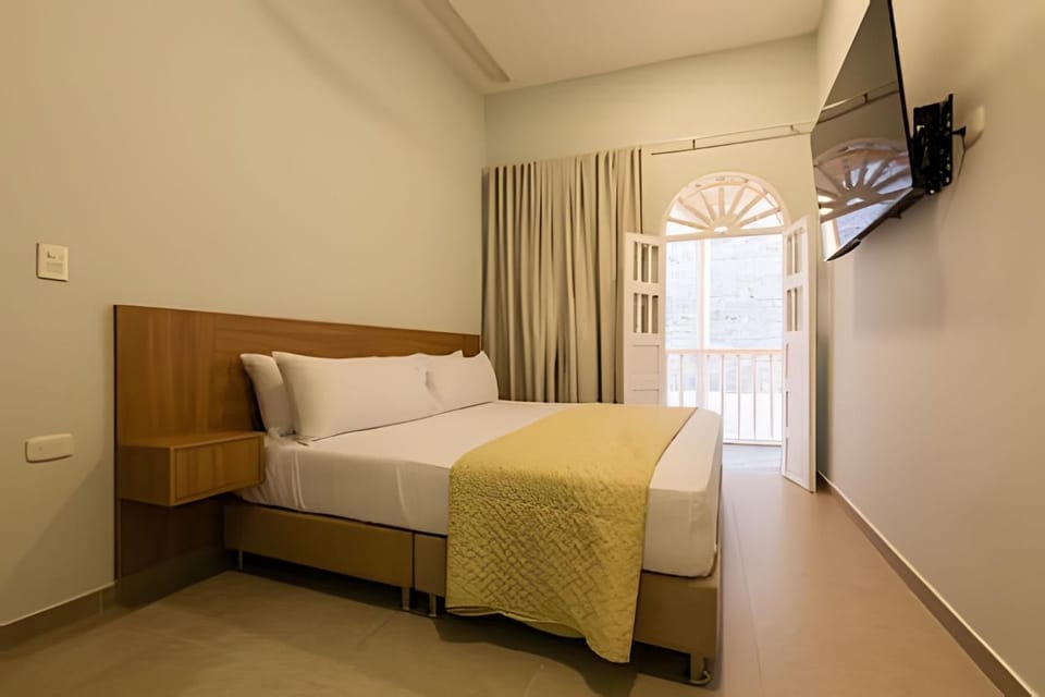 Apt with balcony in the Historic Center - Zaher G Apartment in Cartagena