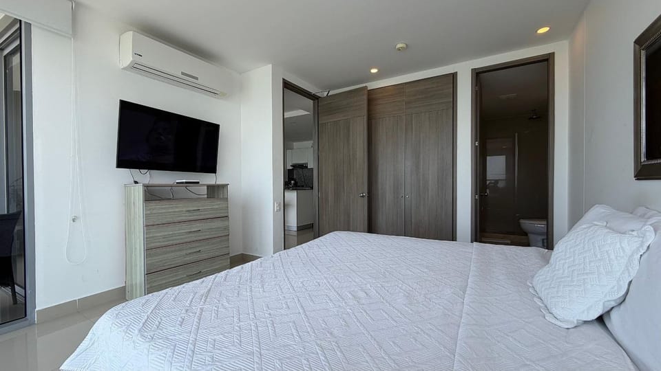 2704 Morros City - Spectacular beachfront apt Apartment in Cartagena