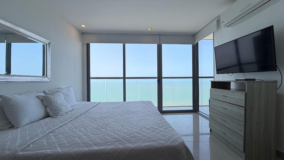 2704 Morros City - Spectacular beachfront apt Apartment in Cartagena