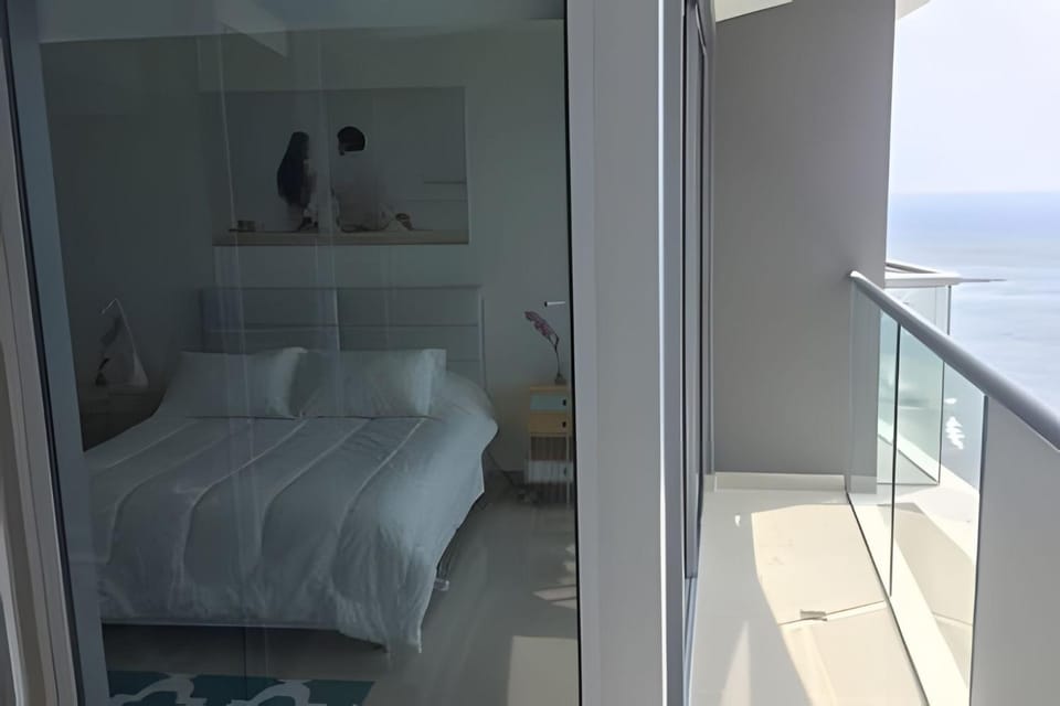 Morros City-Spectacular 38th Floor apt Bocagrande Apartment in Cartagena