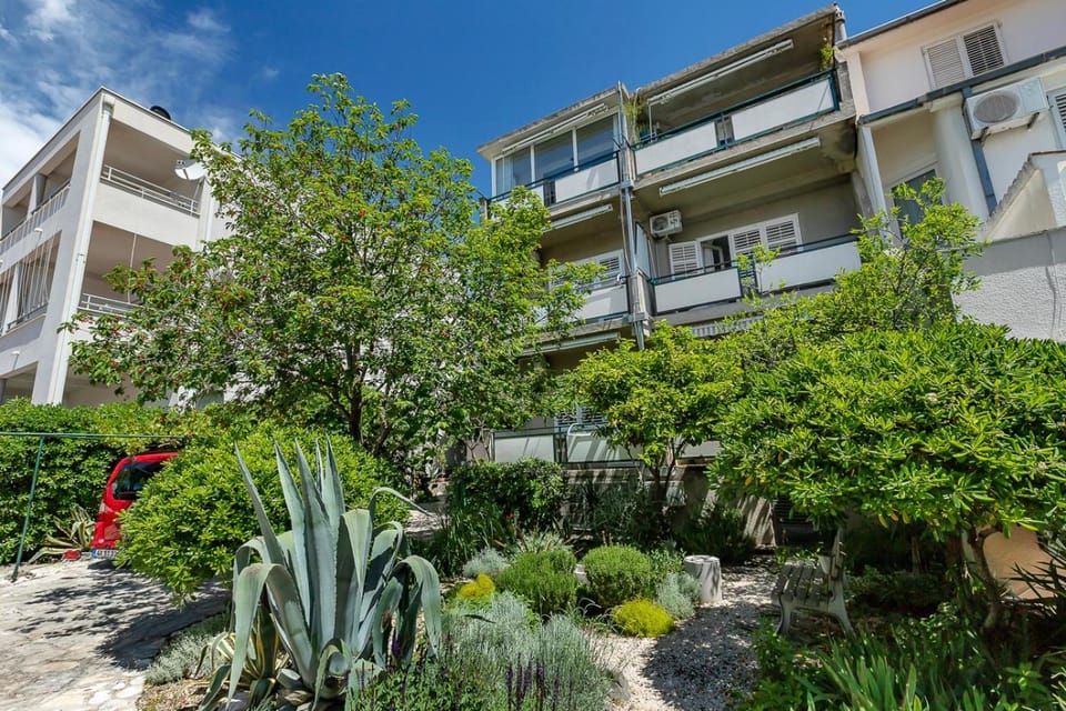 Property building, Garden